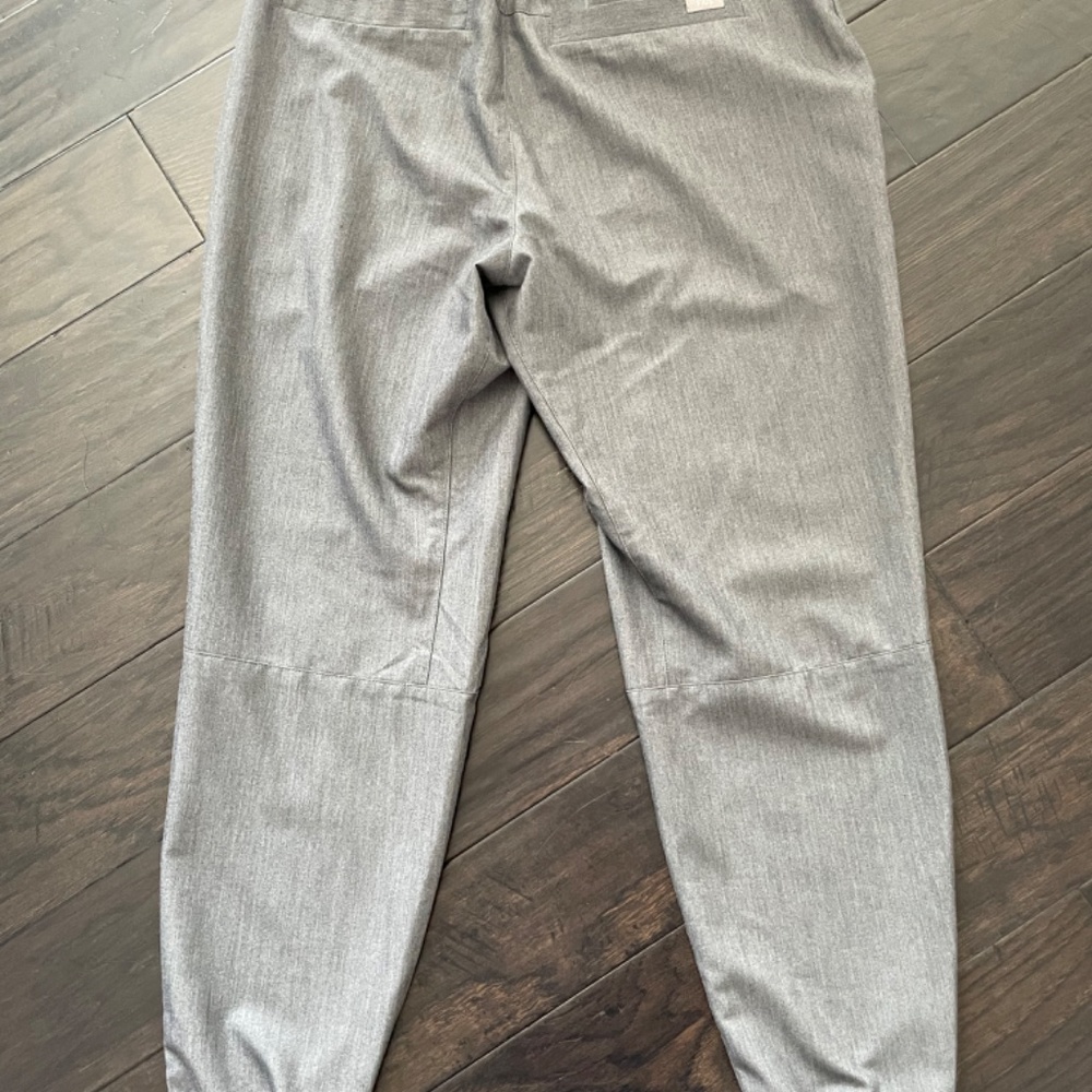Gray Tansen Figs scrub pants - Picture 4 of 7